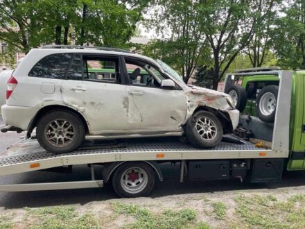 Чері Тігго 2008 у Дніпро (Дніпропетровську) на Automoto.ua Білий Чері Тігго, об'ємом двигуна 2.4 л та пробігом 86 тис. км за 2300 $, фото 1 на Automoto.ua