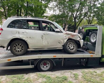 Білий Чері Тігго, об'ємом двигуна 2.4 л та пробігом 86 тис. км за 2300 $, фото 1 на Automoto.ua