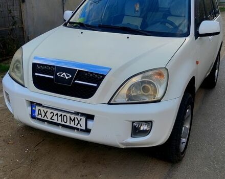 Белый Чери Тигго, объемом двигателя 2.4 л и пробегом 235 тыс. км за 4200 $, фото 1 на Automoto.ua