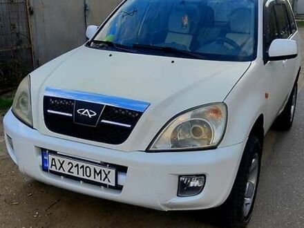 Белый Чери Тигго, объемом двигателя 2.4 л и пробегом 235 тыс. км за 4200 $, фото 1 на Automoto.ua