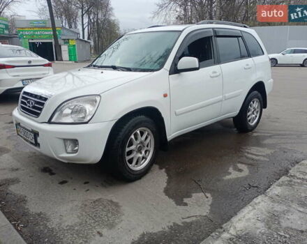 Белый Чери Тигго, объемом двигателя 2.4 л и пробегом 330 тыс. км за 3000 $, фото 1 на Automoto.ua