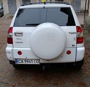 Белый Чери Тигго, объемом двигателя 2 л и пробегом 275 тыс. км за 2700 $, фото 1 на Automoto.ua