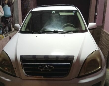 Білий Чері Тігго, об'ємом двигуна 2 л та пробігом 60 тис. км за 4500 $, фото 1 на Automoto.ua