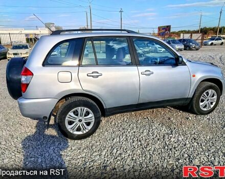 Белый Чери Тигго, объемом двигателя 1.8 л и пробегом 112 тыс. км за 4200 $, фото 1 на Automoto.ua