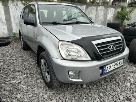 Белый Чери Тигго, объемом двигателя 1.8 л и пробегом 120 тыс. км за 3500 $, фото 1 на Automoto.ua