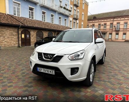 Белый Чери Тигго, объемом двигателя 1.8 л и пробегом 120 тыс. км за 5400 $, фото 1 на Automoto.ua