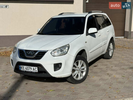 Белый Чери Тигго, объемом двигателя 1.85 л и пробегом 280 тыс. км за 4350 $, фото 1 на Automoto.ua