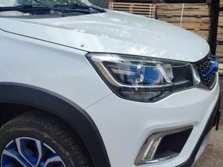 Чері Тігго 2018 у Києві на Automoto.ua Білий Чері Тігго, об'ємом двигуна 0 л та пробігом 40 тис. км за 12000 $, фото 1 на Automoto.ua