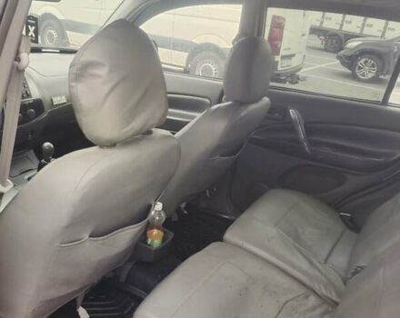 Бежевый Чери Тигго, объемом двигателя 2 л и пробегом 250 тыс. км за 2300 $, фото 8 на Automoto.ua