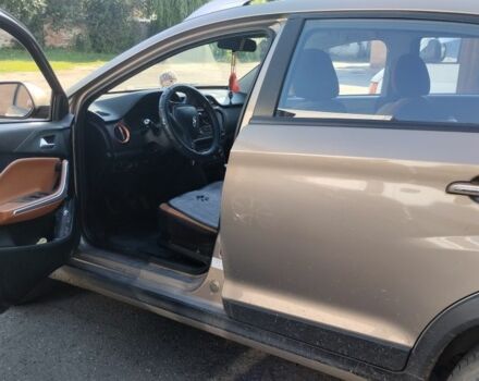 Бежевый Чери Тигго, объемом двигателя 0 л и пробегом 120 тыс. км за 7800 $, фото 6 на Automoto.ua