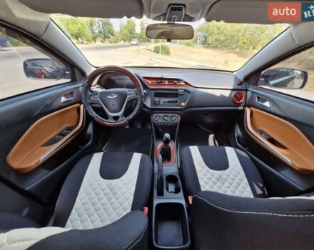 Черный Чери Тигго, объемом двигателя 1.5 л и пробегом 32 тыс. км за 8000 $, фото 4 на Automoto.ua