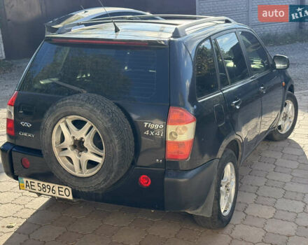 Черный Чери Тигго, объемом двигателя 2.4 л и пробегом 333 тыс. км за 3000 $, фото 4 на Automoto.ua