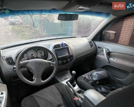 Чорний Чері Тігго, об'ємом двигуна 2.35 л та пробігом 198 тис. км за 2300 $, фото 6 на Automoto.ua