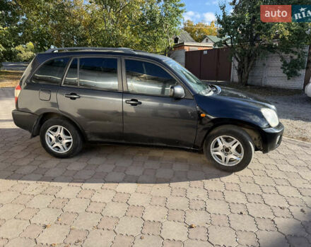 Черный Чери Тигго, объемом двигателя 2.4 л и пробегом 333 тыс. км за 3000 $, фото 3 на Automoto.ua