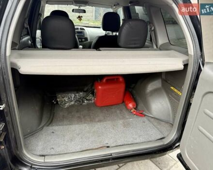 Черный Чери Тигго, объемом двигателя 2.35 л и пробегом 192 тыс. км за 3500 $, фото 11 на Automoto.ua