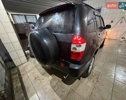 Черный Чери Тигго, объемом двигателя 2.35 л и пробегом 140 тыс. км за 2491 $, фото 4 на Automoto.ua
