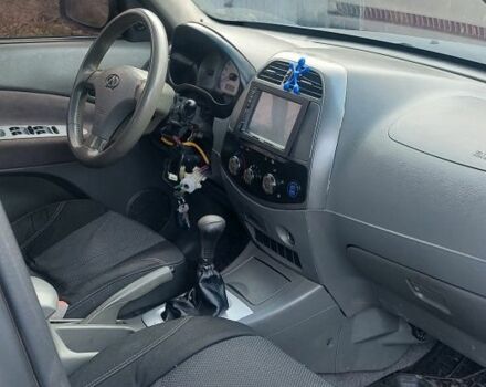 Черный Чери Тигго, объемом двигателя 2.4 л и пробегом 193 тыс. км за 2100 $, фото 16 на Automoto.ua