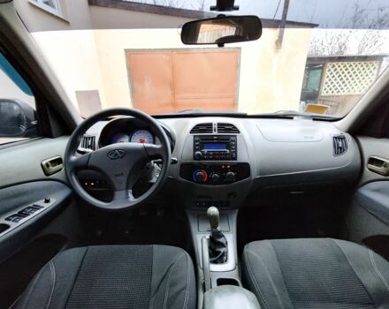 Чорний Чері Тігго, об'ємом двигуна 2 л та пробігом 170 тис. км за 4300 $, фото 6 на Automoto.ua