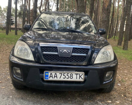 Черный Чери Тигго, объемом двигателя 2.4 л и пробегом 300 тыс. км за 3000 $, фото 2 на Automoto.ua