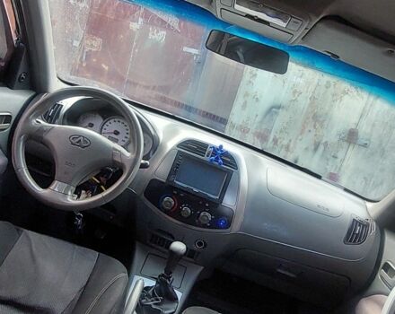 Черный Чери Тигго, объемом двигателя 2.4 л и пробегом 193 тыс. км за 2100 $, фото 15 на Automoto.ua