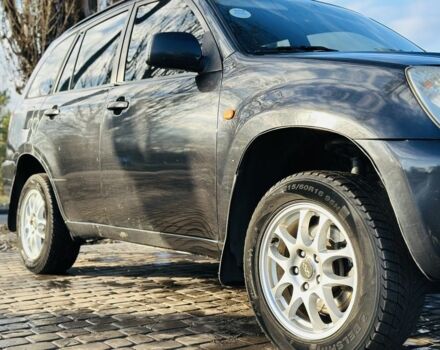 Черный Чери Тигго, объемом двигателя 2.4 л и пробегом 186 тыс. км за 3400 $, фото 3 на Automoto.ua