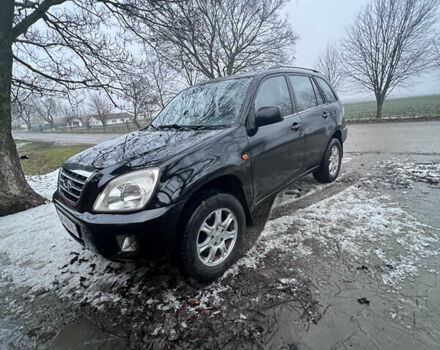 Черный Чери Тигго, объемом двигателя 2 л и пробегом 200 тыс. км за 3950 $, фото 1 на Automoto.ua