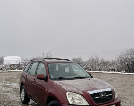 Красный Чери Тигго, объемом двигателя 2 л и пробегом 185 тыс. км за 2999 $, фото 2 на Automoto.ua