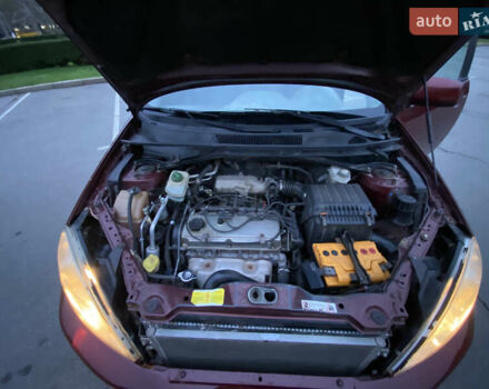 Красный Чери Тигго, объемом двигателя 2 л и пробегом 181 тыс. км за 3250 $, фото 8 на Automoto.ua