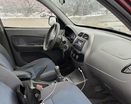 Красный Чери Тигго, объемом двигателя 2 л и пробегом 185 тыс. км за 2999 $, фото 11 на Automoto.ua