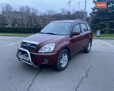 Красный Чери Тигго, объемом двигателя 2 л и пробегом 181 тыс. км за 3250 $, фото 1 на Automoto.ua