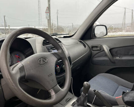 Красный Чери Тигго, объемом двигателя 2 л и пробегом 185 тыс. км за 2999 $, фото 13 на Automoto.ua