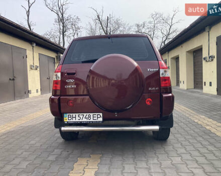 Красный Чери Тигго, объемом двигателя 2.35 л и пробегом 65 тыс. км за 5800 $, фото 5 на Automoto.ua