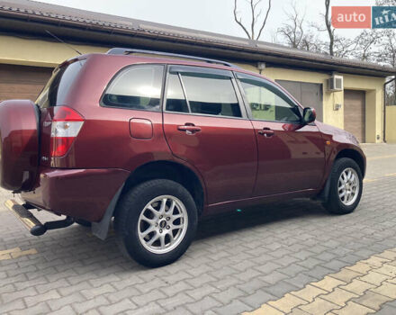 Красный Чери Тигго, объемом двигателя 2.35 л и пробегом 65 тыс. км за 5800 $, фото 4 на Automoto.ua