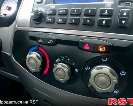 Красный Чери Тигго, объемом двигателя 2.4 л и пробегом 154 тыс. км за 4800 $, фото 15 на Automoto.ua