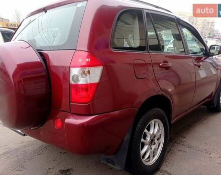 Красный Чери Тигго, объемом двигателя 2.4 л и пробегом 154 тыс. км за 4800 $, фото 5 на Automoto.ua