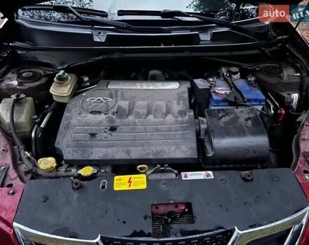 Красный Чери Тигго, объемом двигателя 1.85 л и пробегом 144 тыс. км за 5800 $, фото 3 на Automoto.ua