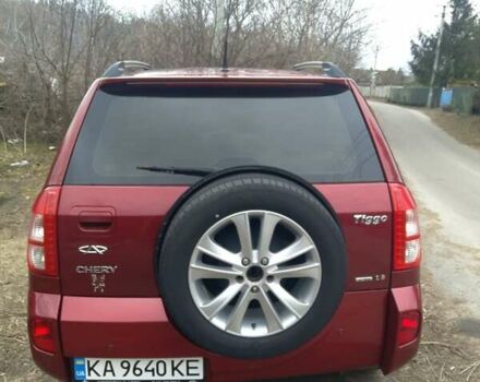 Красный Чери Тигго, объемом двигателя 1.8 л и пробегом 180 тыс. км за 5500 $, фото 1 на Automoto.ua