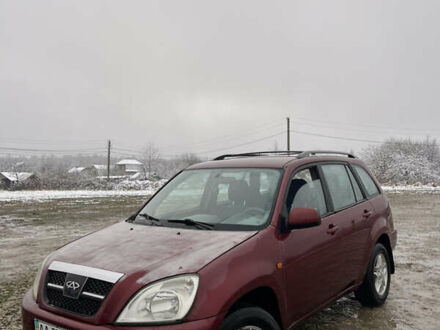 Красный Чери Тигго, объемом двигателя 2 л и пробегом 185 тыс. км за 2999 $, фото 1 на Automoto.ua