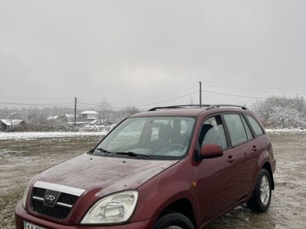 Красный Чери Тигго, объемом двигателя 2 л и пробегом 185 тыс. км за 2999 $, фото 1 на Automoto.ua