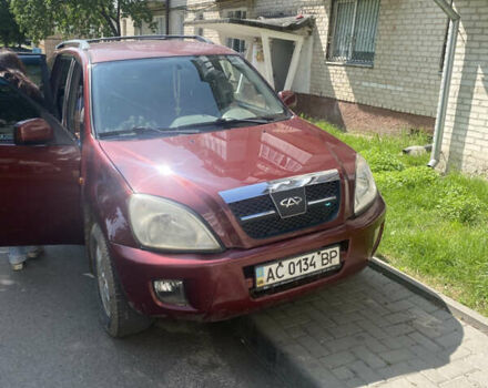 Красный Чери Тигго, объемом двигателя 2 л и пробегом 140 тыс. км за 2800 $, фото 1 на Automoto.ua