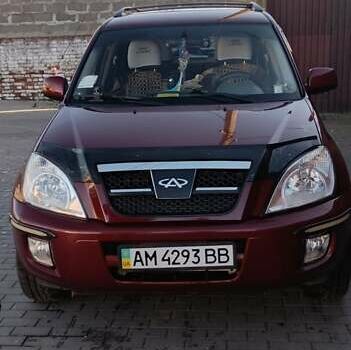 Красный Чери Тигго, объемом двигателя 2 л и пробегом 87 тыс. км за 5199 $, фото 1 на Automoto.ua