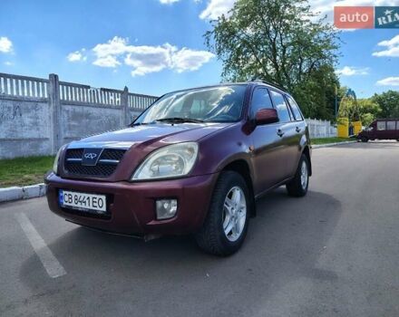 Красный Чери Тигго, объемом двигателя 2 л и пробегом 181 тыс. км за 3200 $, фото 1 на Automoto.ua