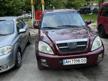 Чери Тигго 2008 в Киеве на Automoto.ua Красный Чери Тигго, объемом двигателя 2.4 л и пробегом 160 тыс. км за 1900 $, фото 1 на Automoto.ua