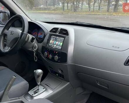 Серый Чери Тигго, объемом двигателя 2.35 л и пробегом 189 тыс. км за 4300 $, фото 11 на Automoto.ua