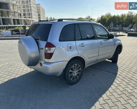 Сірий Чері Тігго, об'ємом двигуна 2.4 л та пробігом 316 тис. км за 3900 $, фото 2 на Automoto.ua