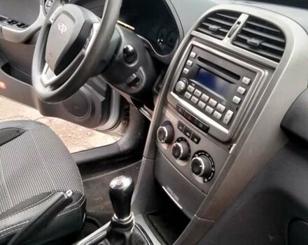 Сірий Чері Тігго, об'ємом двигуна 1.85 л та пробігом 83 тис. км за 6500 $, фото 7 на Automoto.ua