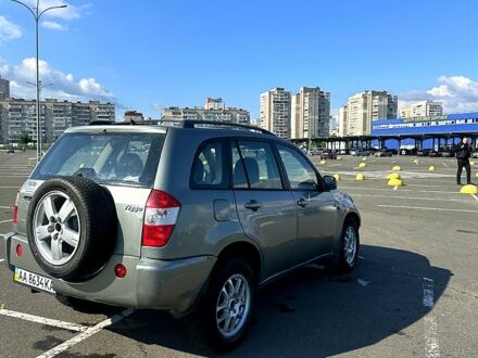 Чери Тигго 2008 в Киеве на Automoto.ua Серый Чери Тигго, объемом двигателя 2.4 л и пробегом 199 тыс. км за 2850 $, фото 1 на Automoto.ua