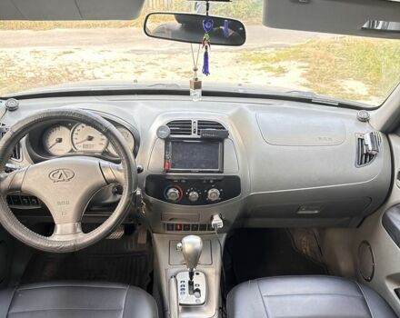 Зеленый Чери Тигго, объемом двигателя 2.4 л и пробегом 212 тыс. км за 4500 $, фото 4 на Automoto.ua