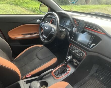 Оранжевый Чери Тигго, объемом двигателя 1.5 л и пробегом 38 тыс. км за 10000 $, фото 3 на Automoto.ua