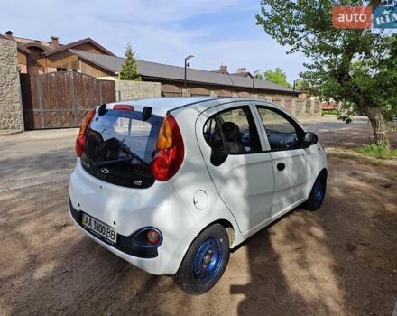 Белый Чери eQ, объемом двигателя 0 л и пробегом 49 тыс. км за 4600 $, фото 3 на Automoto.ua